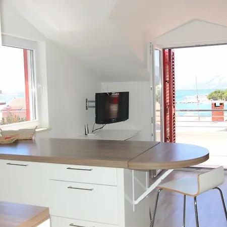 Anja Apartment Promajna